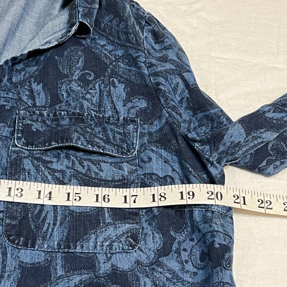 Chico’s 1 Denim Blue Lyocell Button-Up Shirt M Floral Paisley Print Long Sleeve - Picture 7 of 9